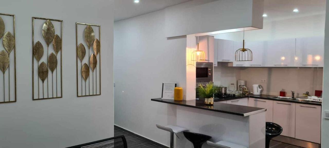 Апартаменты Cazino Apartamento III Прайя Экстерьер фото